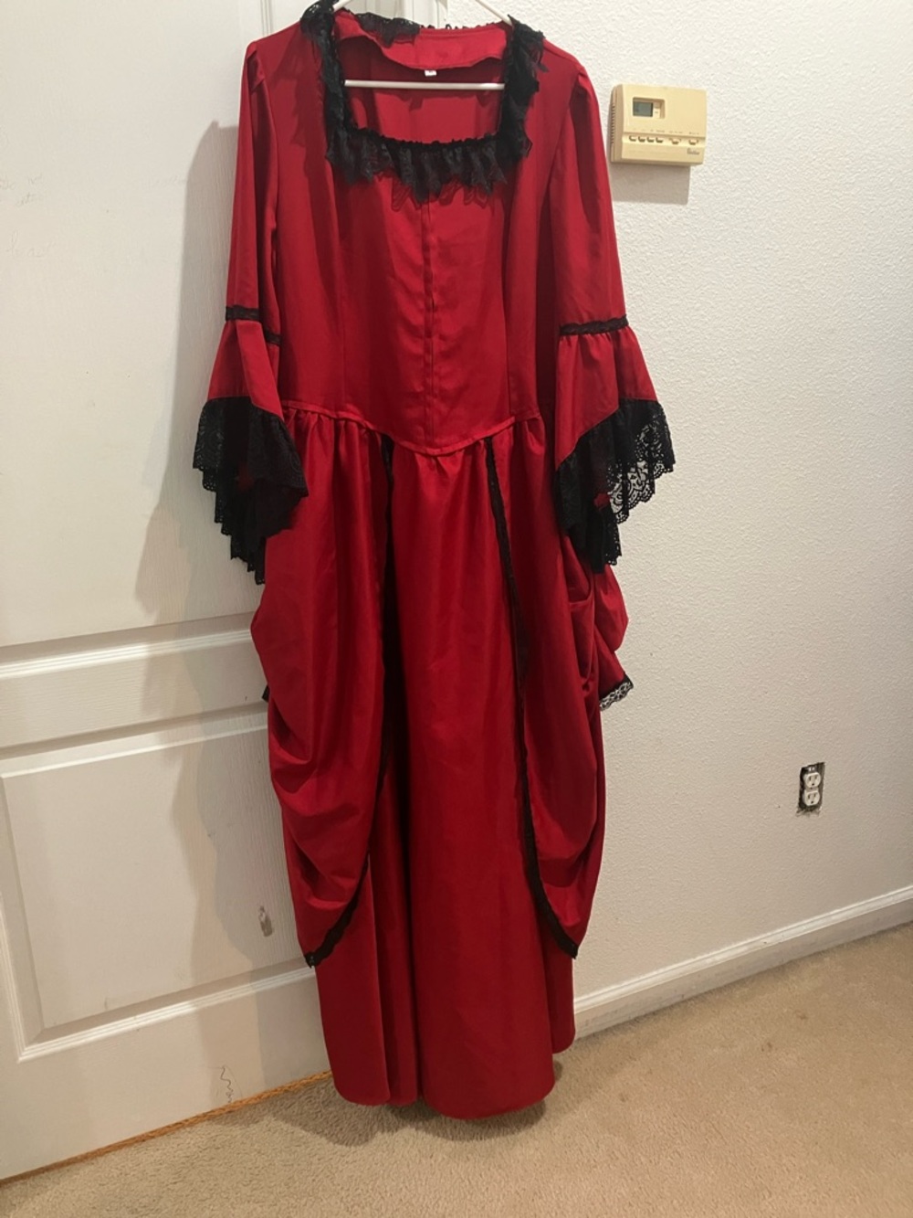 Womens Lace Marie Antoinette Ball Gown Dress Victorian Costume Dress Size XL - Picture 3 of 13